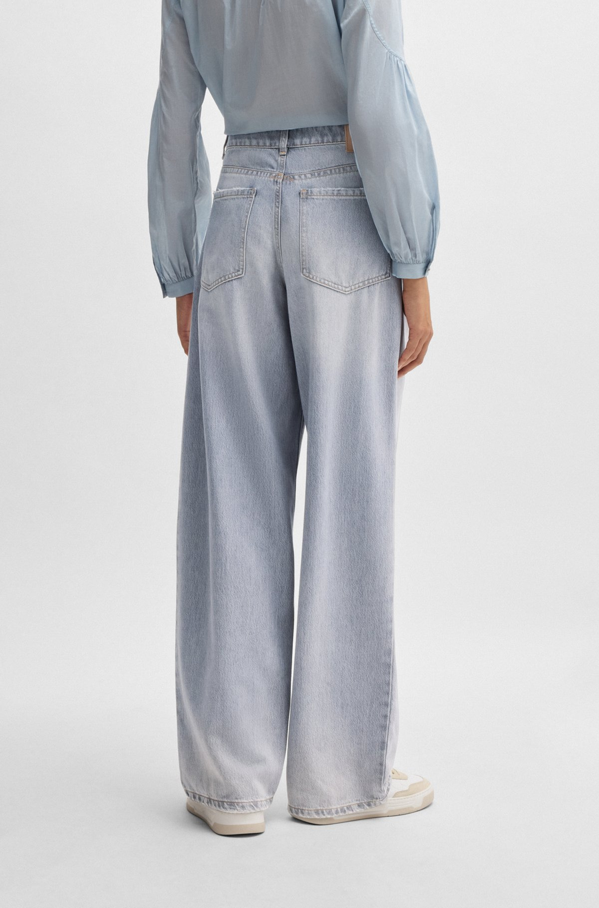 WIDE-LEG JEANS IN GRAY DENIM WITH FRONT PLEATS - 4