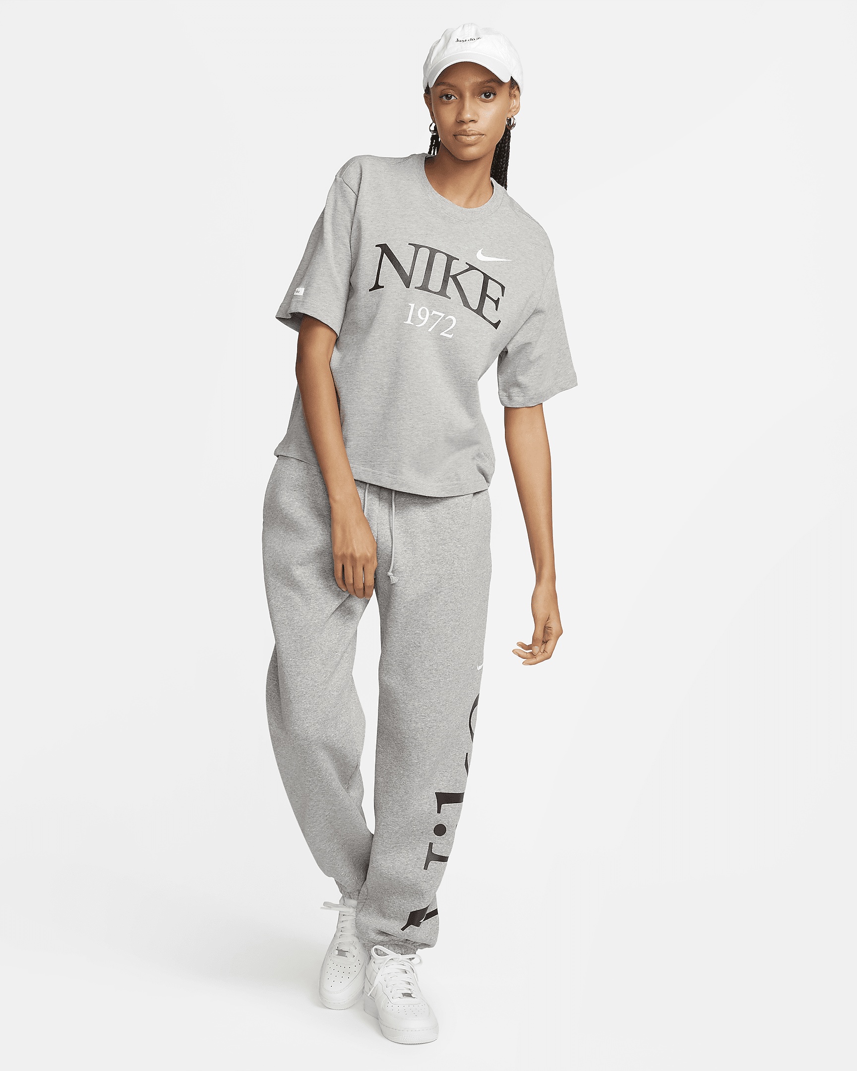 Nike Sportswear Classic Women's T-Shirt - 5