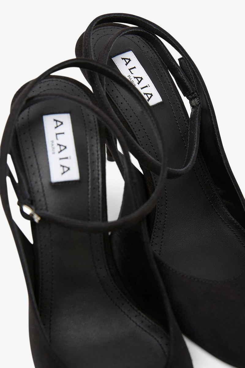 Decollete 90 black slingbacks 4