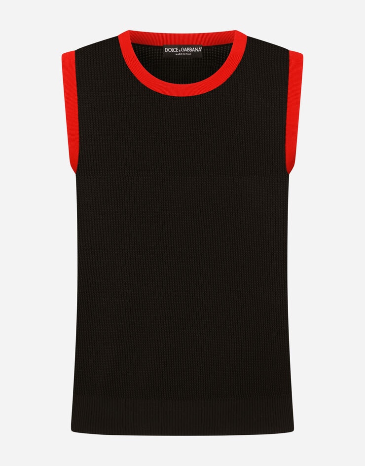 Mesh singlet with patch detailing - 3