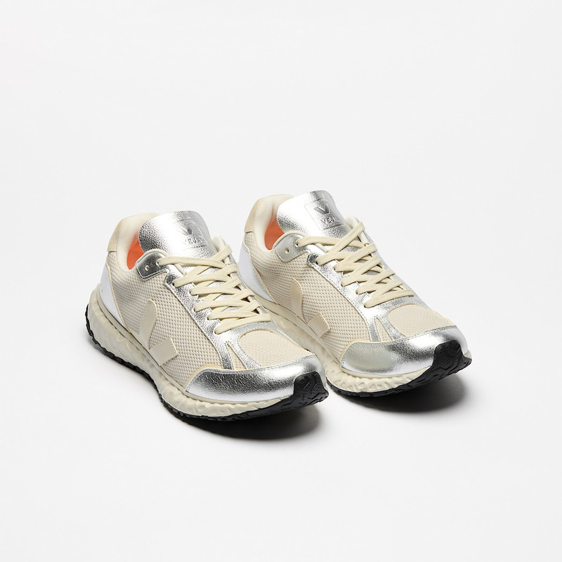 VEJA CONDOR ROYALE ALVEOMESH NATURAL PIERRE SILVER outlook