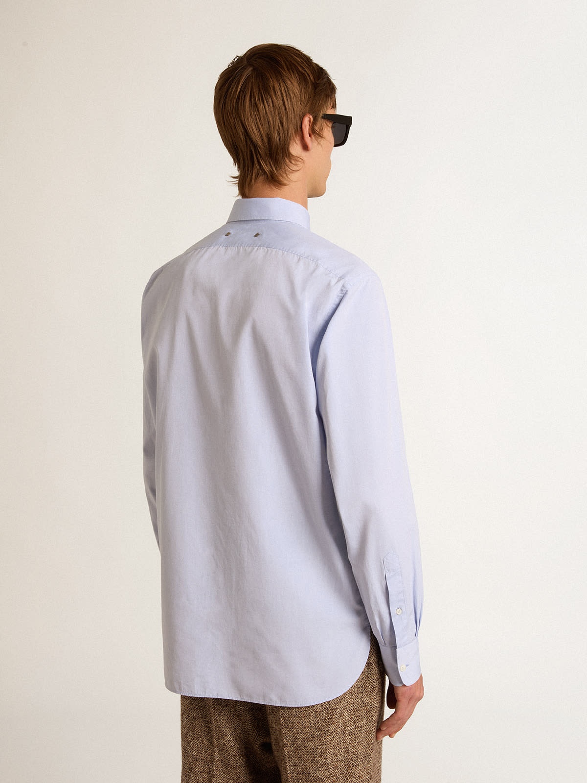 Baby-blue cotton shirt with embroidered pocket - 4