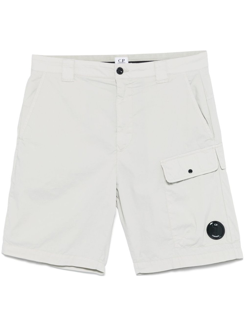 Lens-detail shorts 1