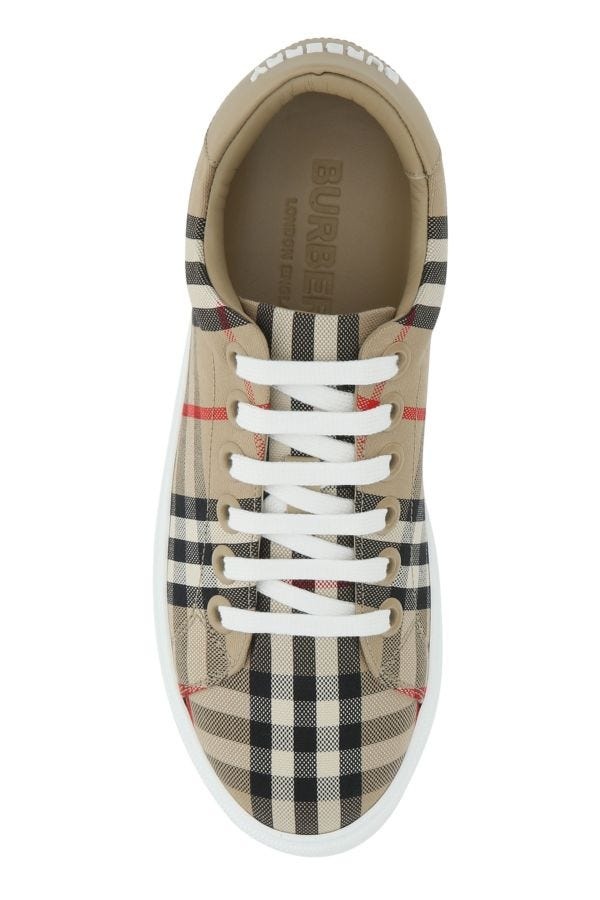 スニーカー BURBERRY EMBROIDERED CANVAS SNEAKERS Burberry Embroidered Canvas Sneakers | italist