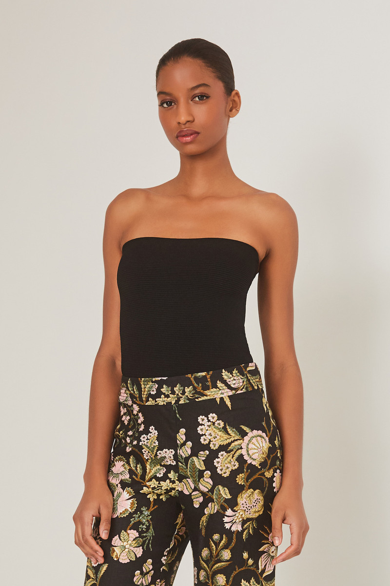 Cara Cara Ida Top
Minimal, Maximized outlook