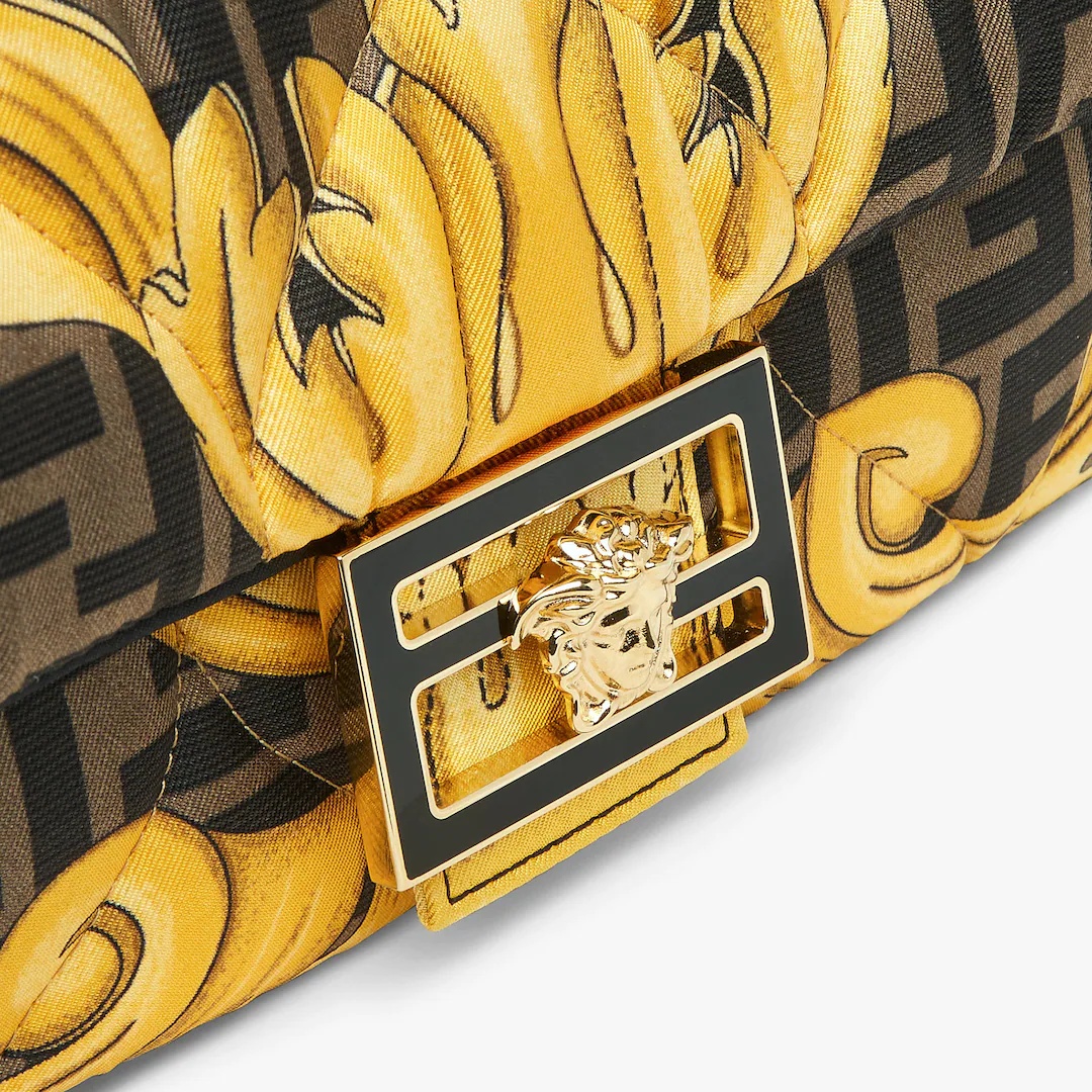 Fendace Quilted black silk  bag - 5