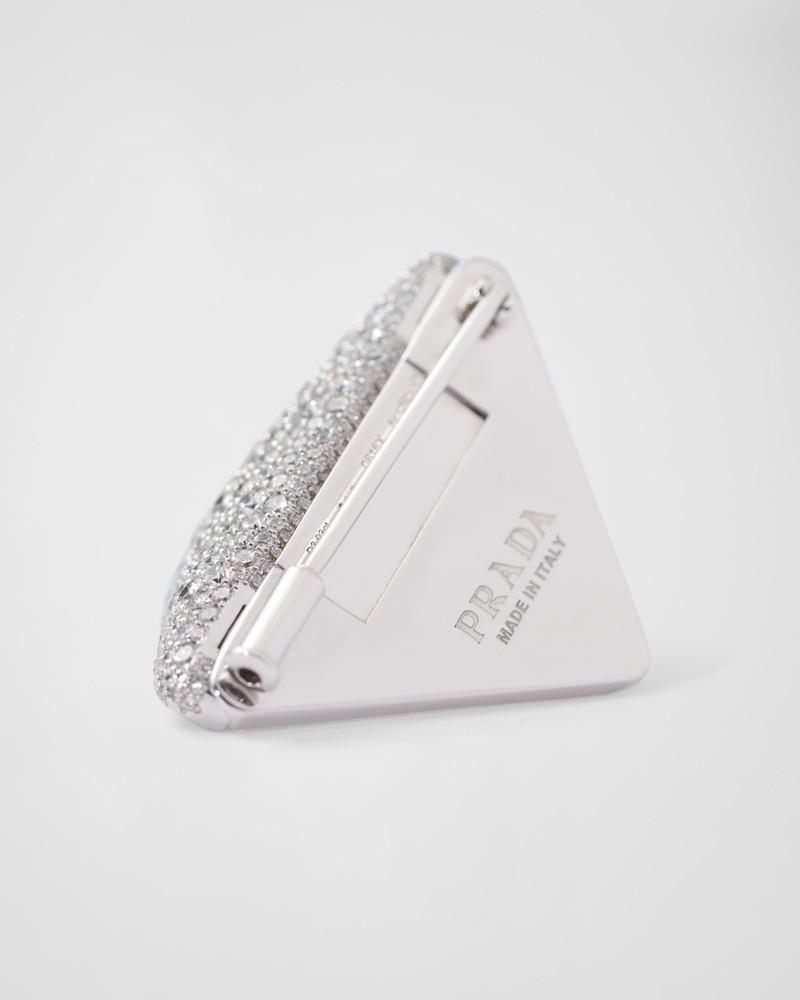 Eternal Gold brooch in white gold with diamonds 4