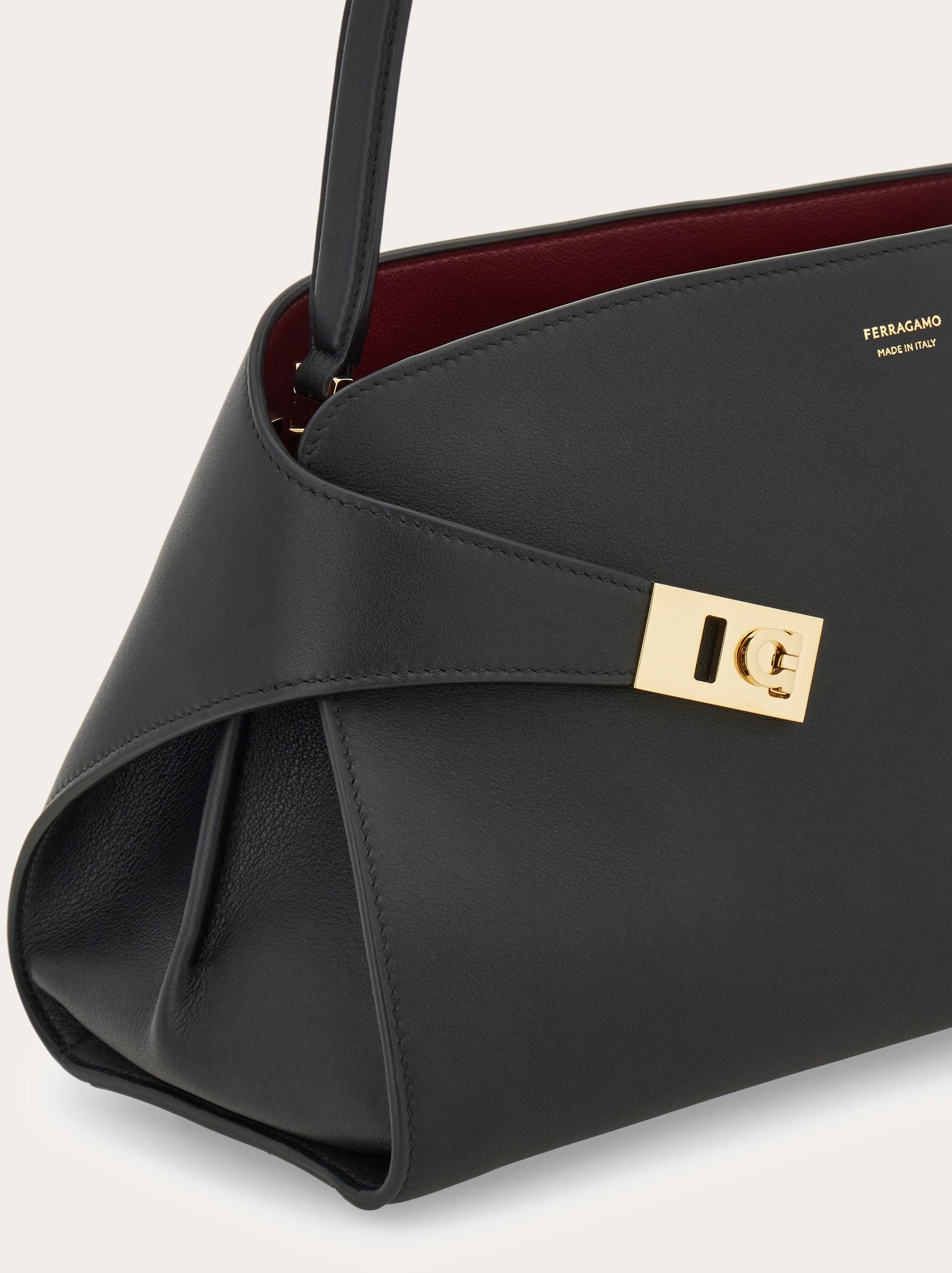 Hug Soft bicolor shoulder bag (S) - 8