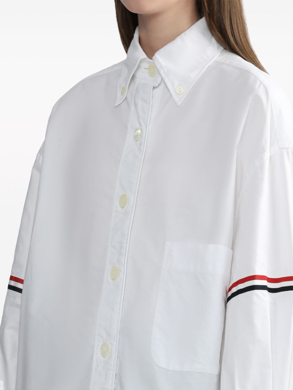 THOM BROWNE - Women Supersized Point Collar Shirt W/ Rwb Grosgrain Armbands In Oxford - 4