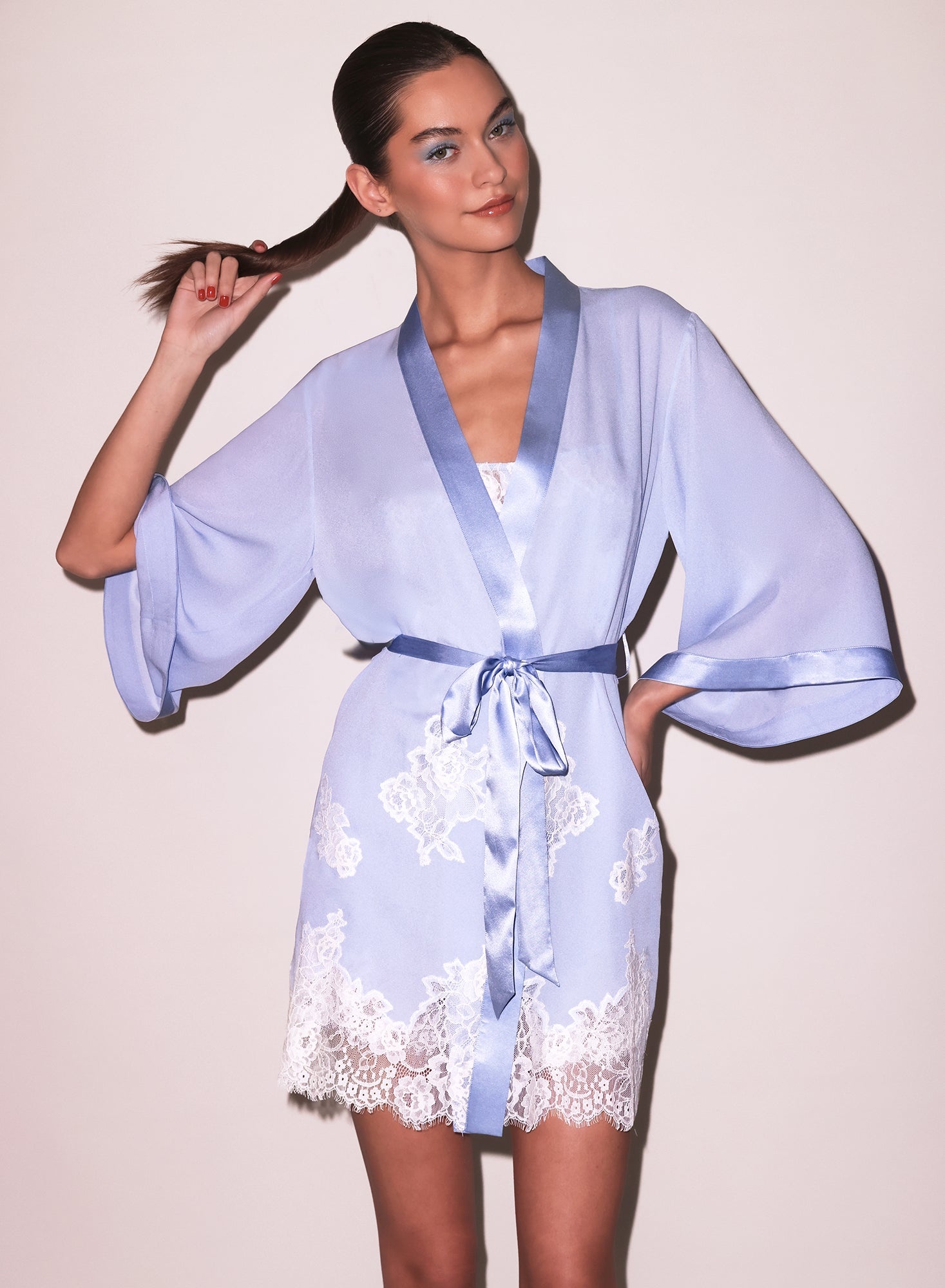 Juliet Lace Robe - 3