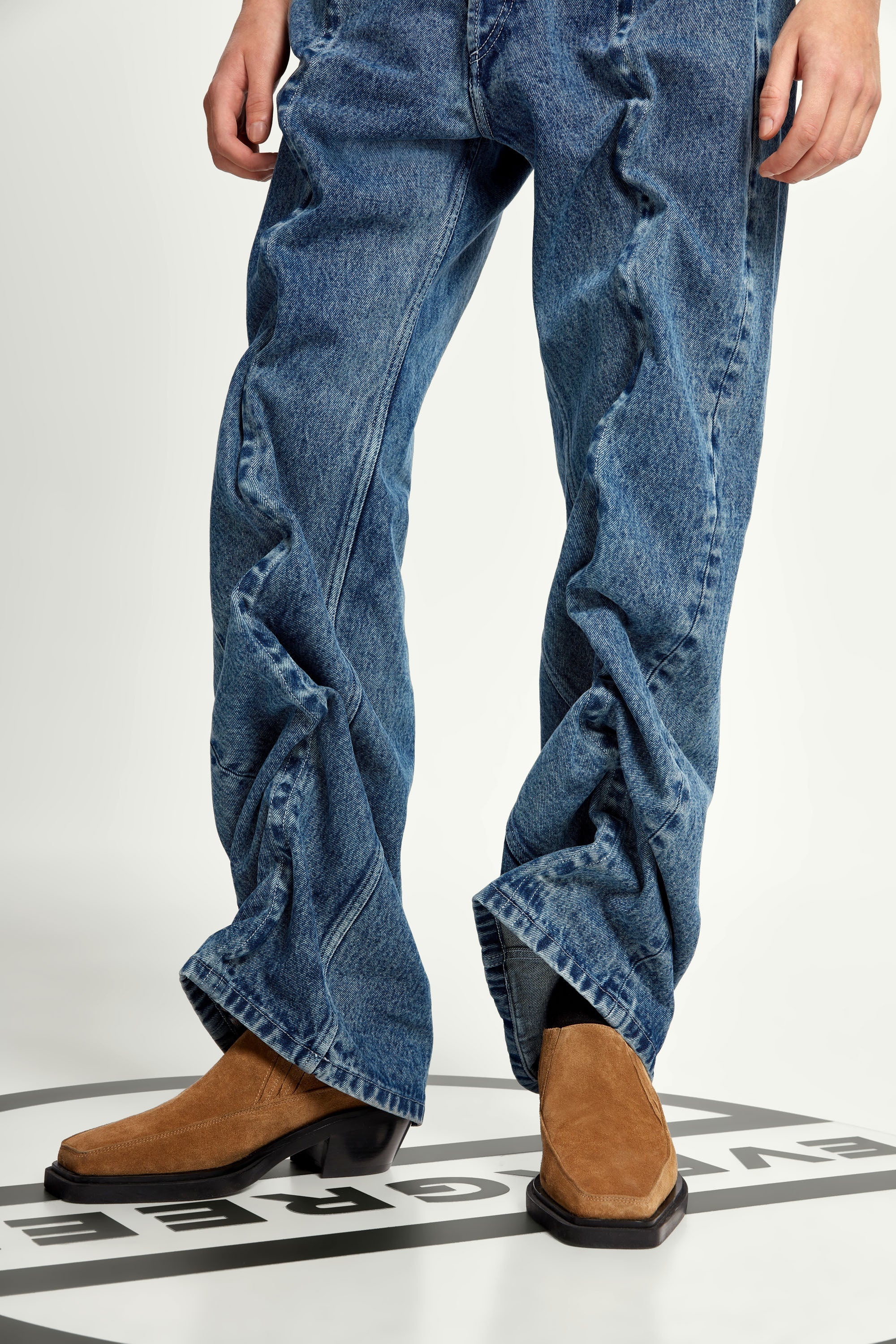 Classic Wire Jeans - 9