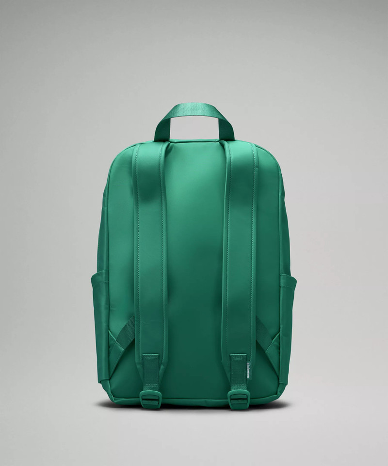 Everywhere Backpack 22L 3