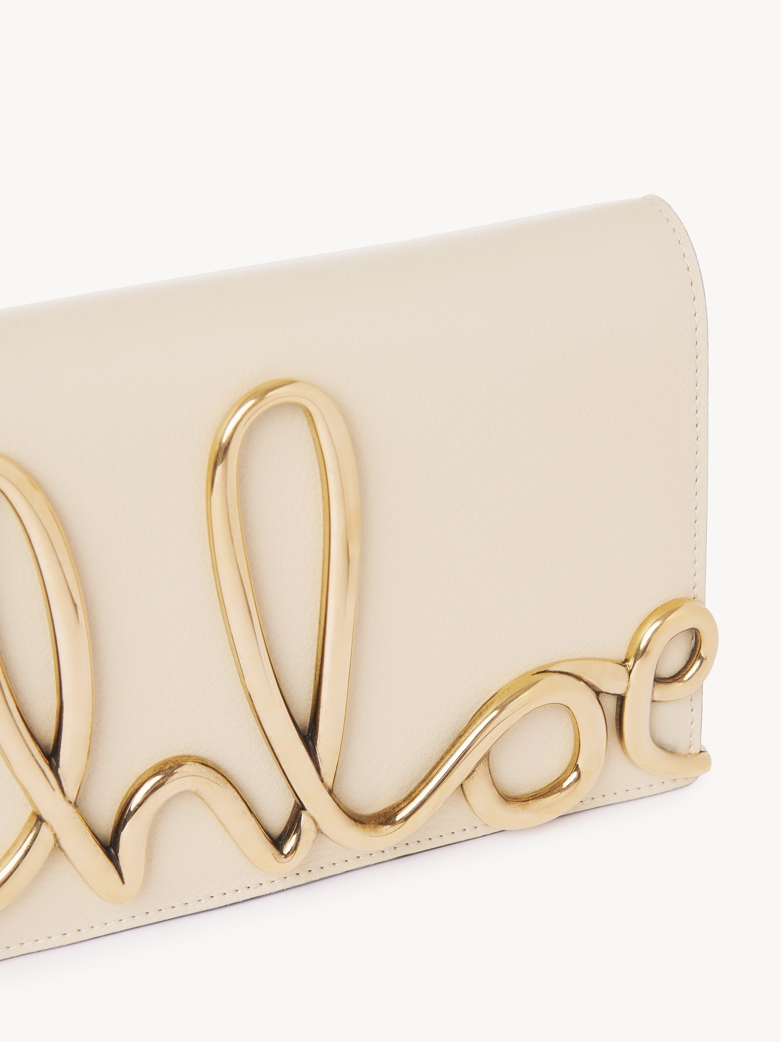 THE CHLOÉ ICONIC CROSSBODY BAG IN SOFT LEATHER - 6