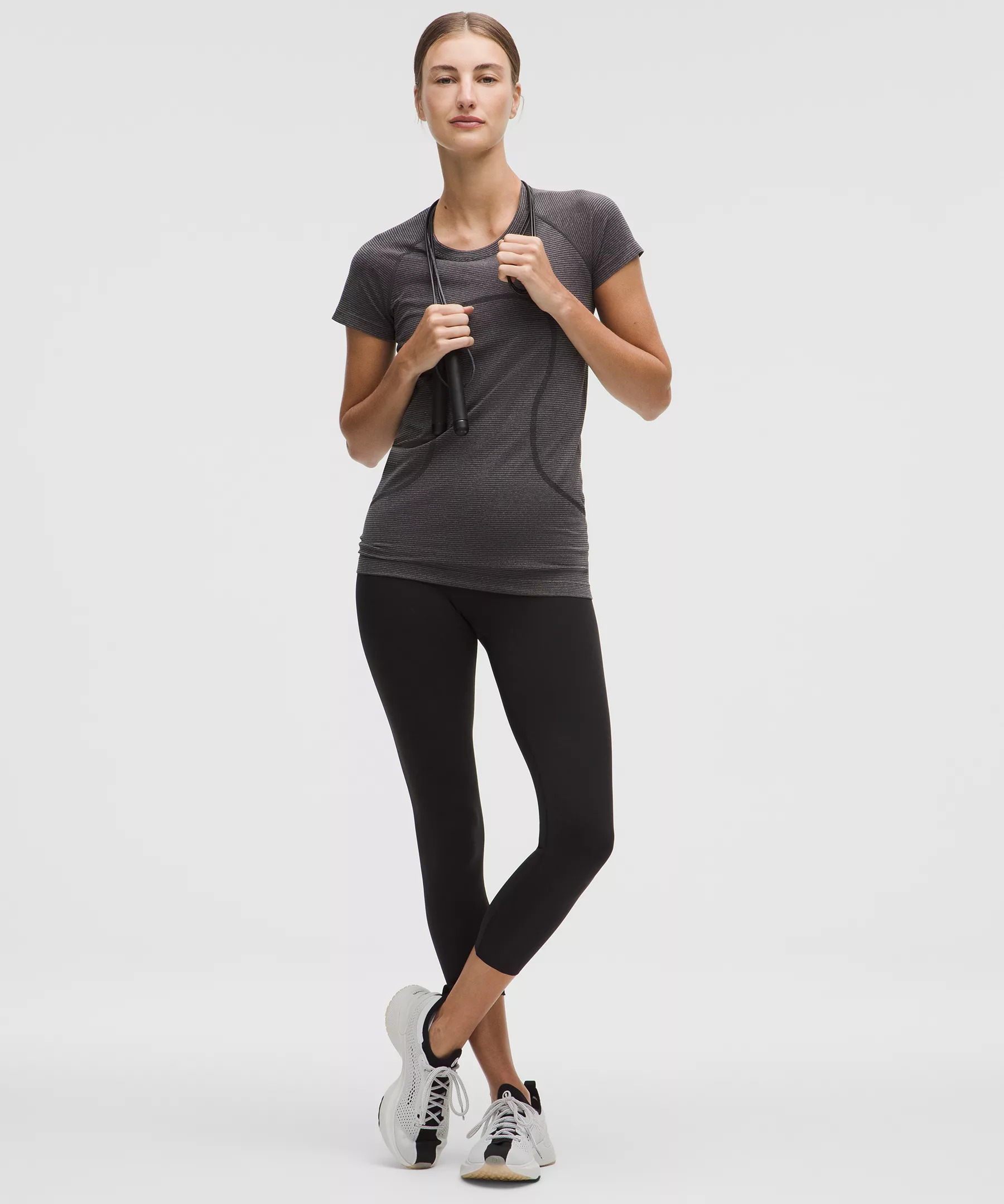Swiftly Tech Short-Sleeve Shirt 2.0 *Hip Length - 2