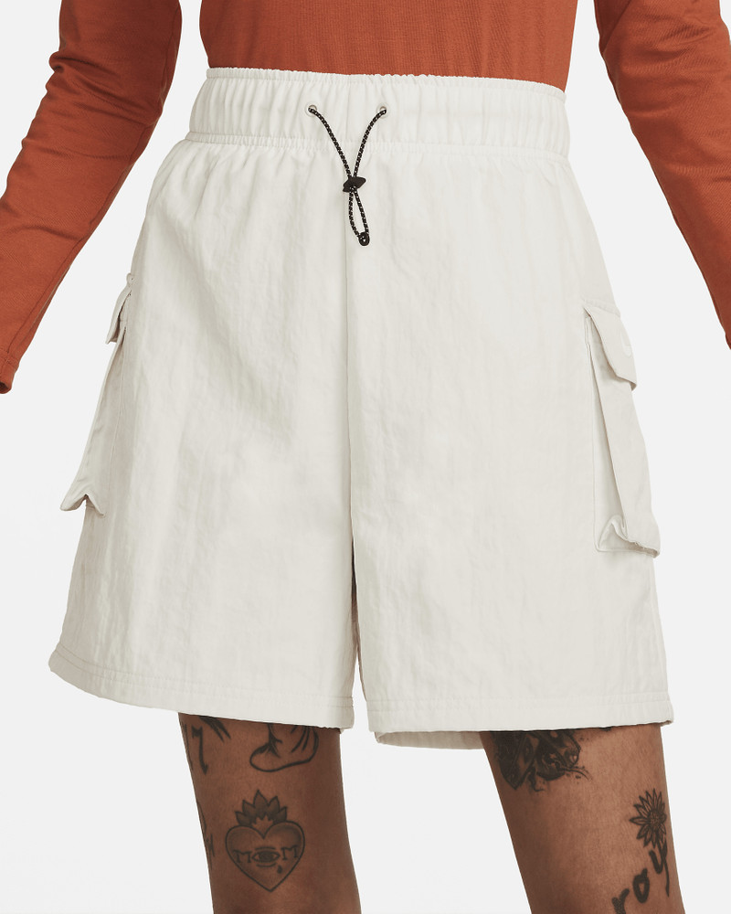 Nike Nike Sportswear Essential Women's Woven High-Rise Shorts outlook