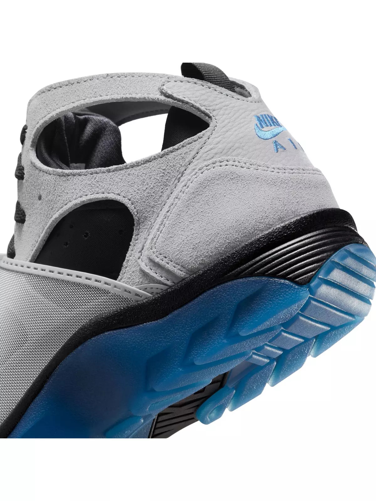 Air Trainer Huarache "Cool Grey" Men's Shoe - 5