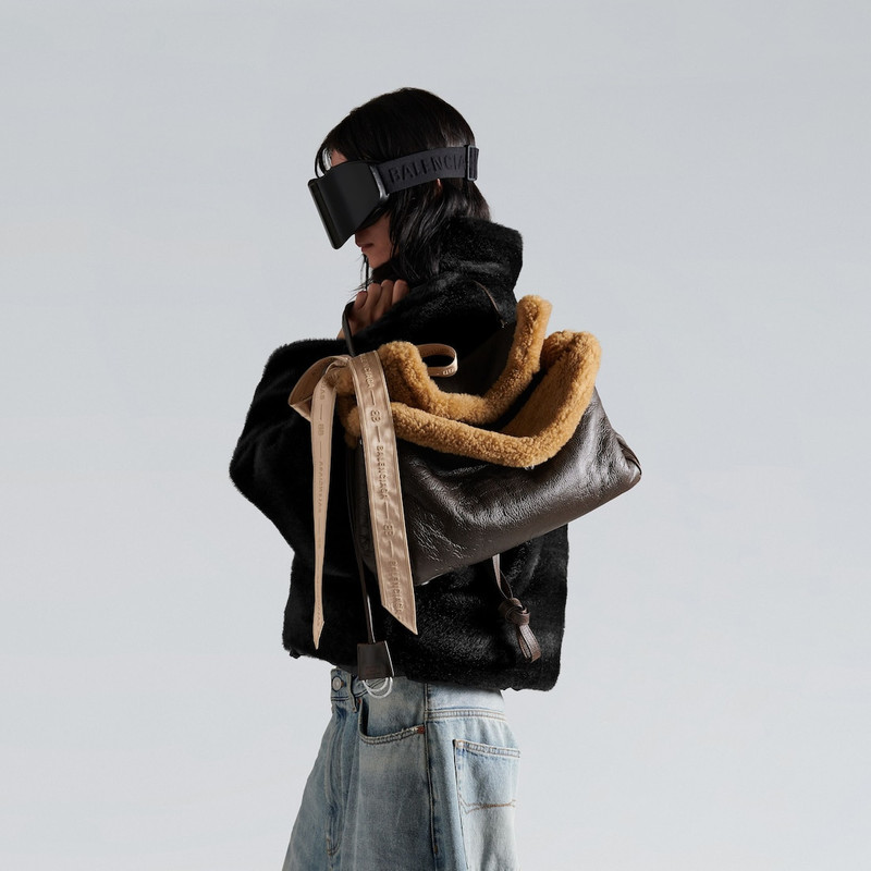 BALENCIAGA Women's Rodeo Handbag Medium in Brown/beige outlook