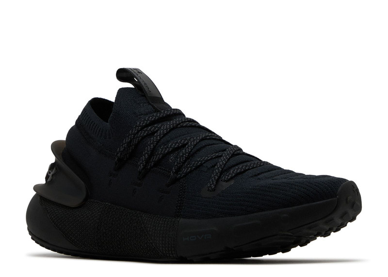 Under Armour HOVR PHANTOM 3 'TRIPLE BLACK' outlook