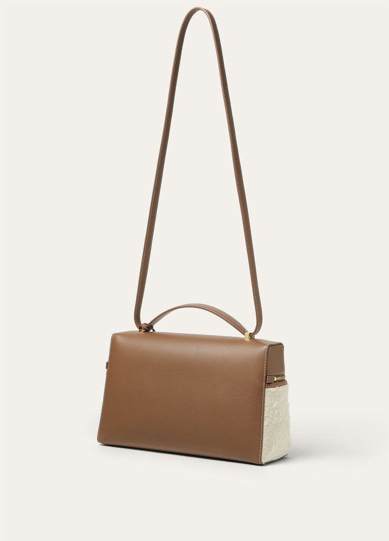Loro Piana Extra Bag L27 outlook