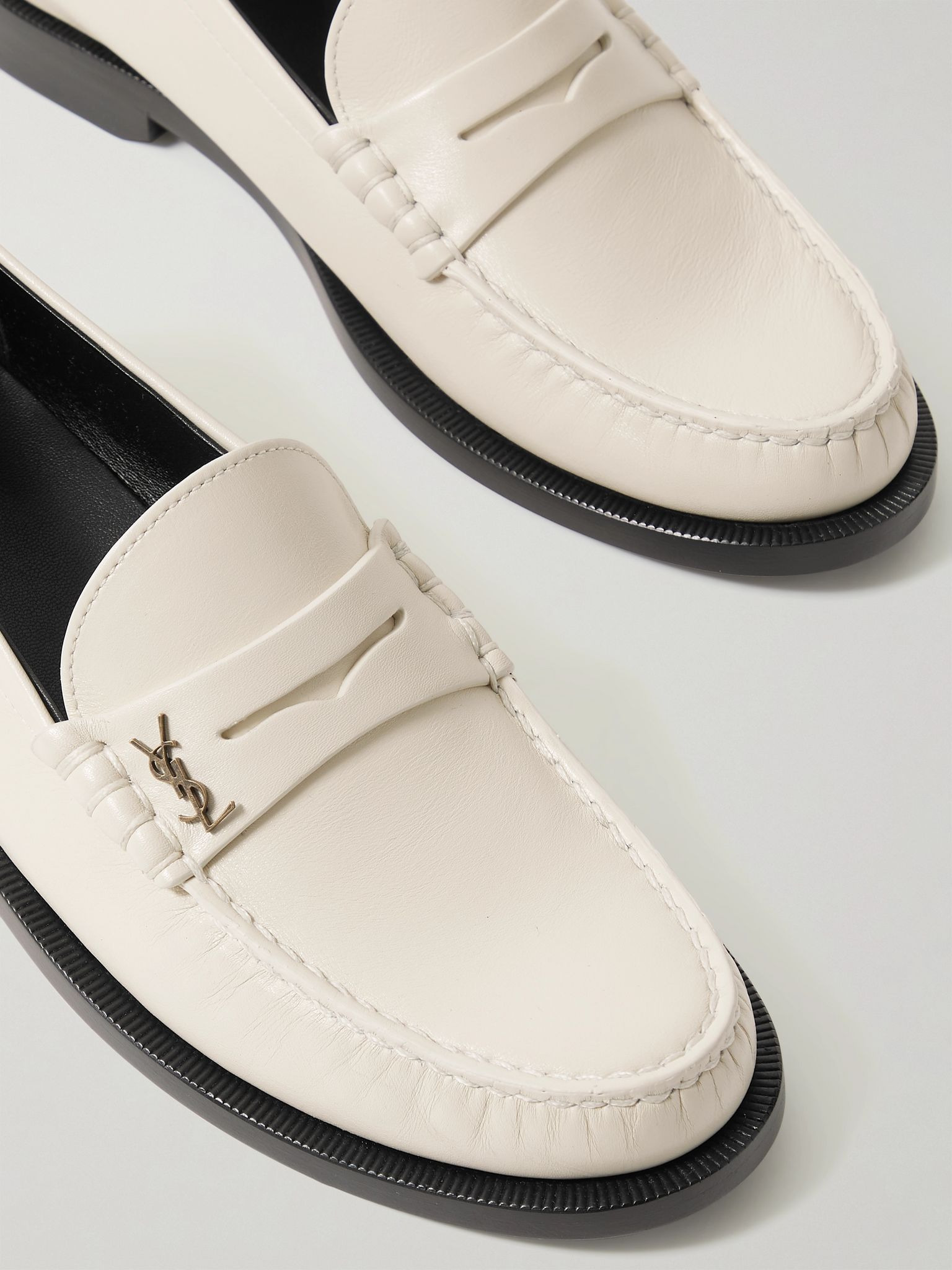 Le Loafer logo-appliquéd leather loafers Off-white - 4