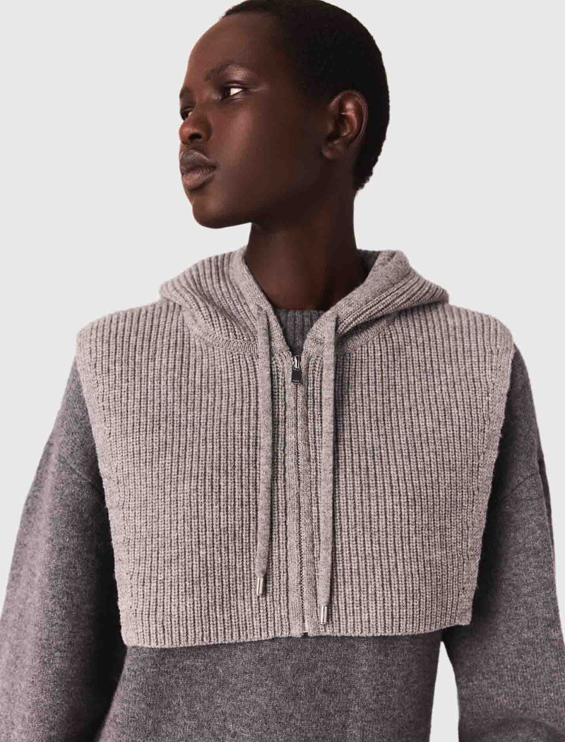 Dual-material maxi dress 8