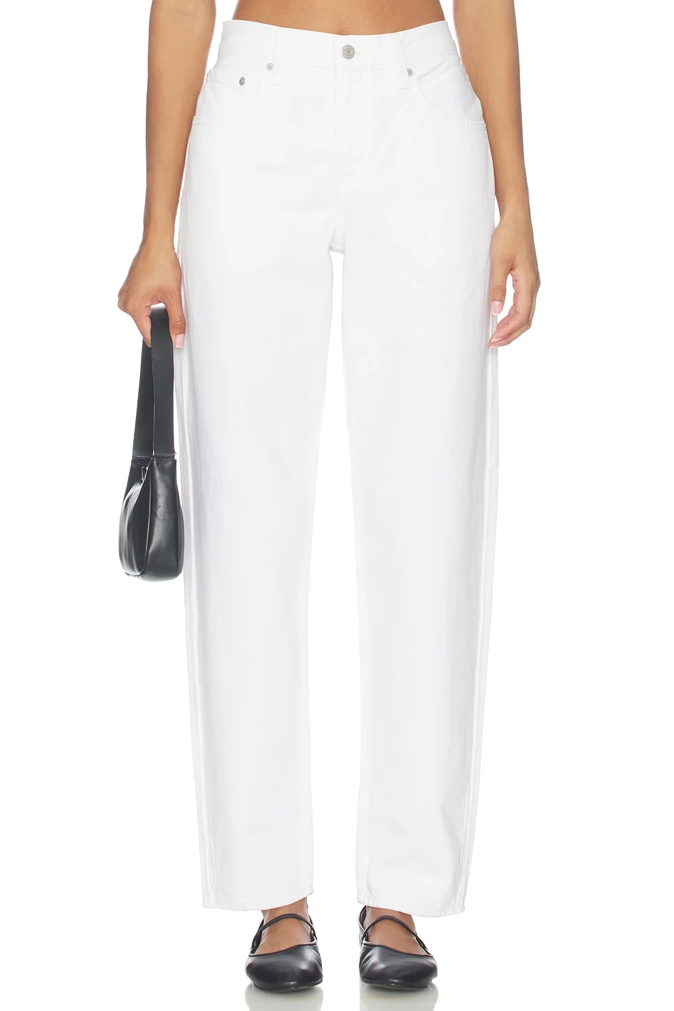 Loose Taper Jeans - 1