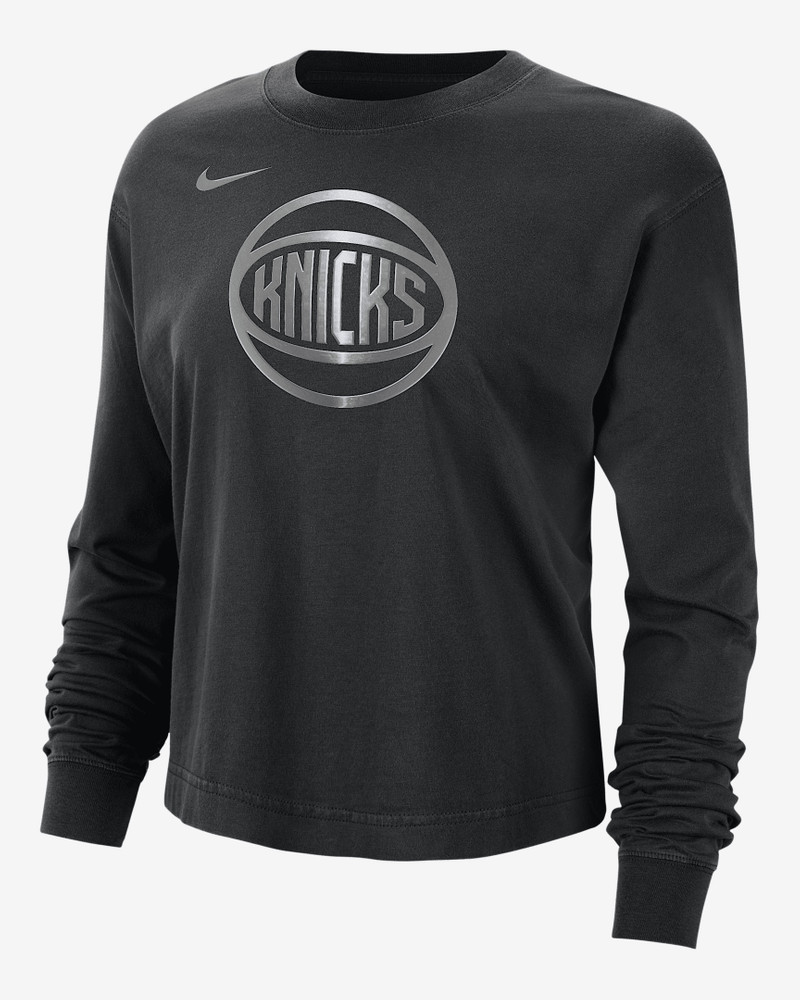 New York Knicks Courtside Women's Nike NBA Shine Boxy Long-Sleeve T-Shirt 1