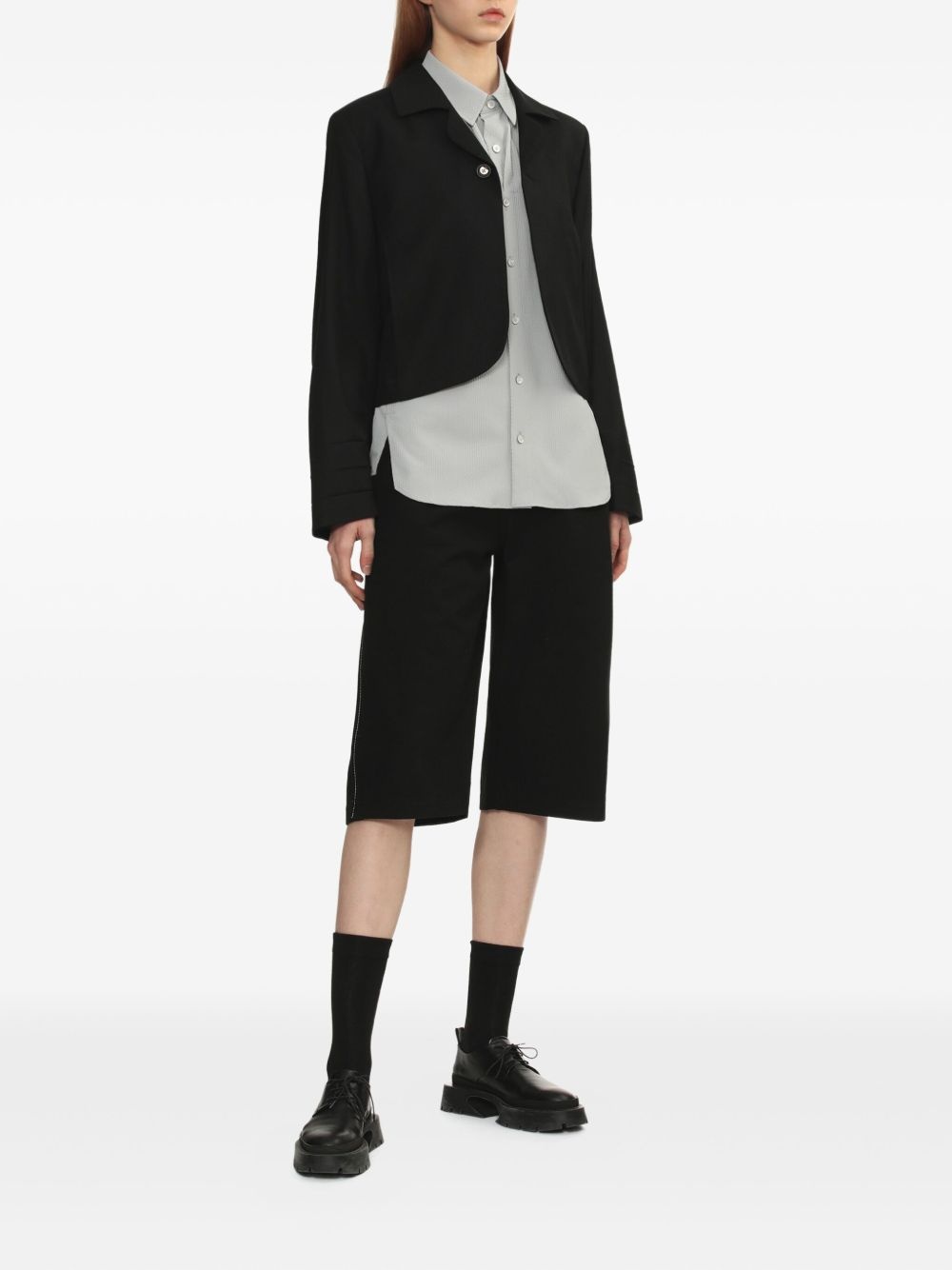 Product. 87 shorts - 2