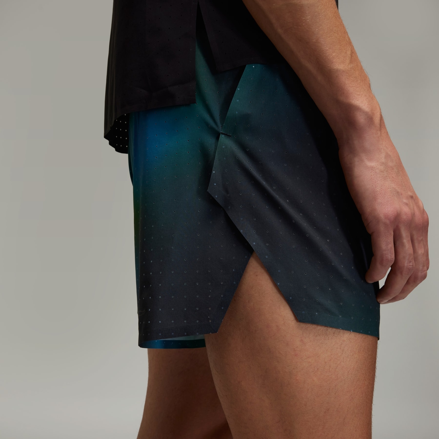 Y-3 Allover Print Running Shorts - 7