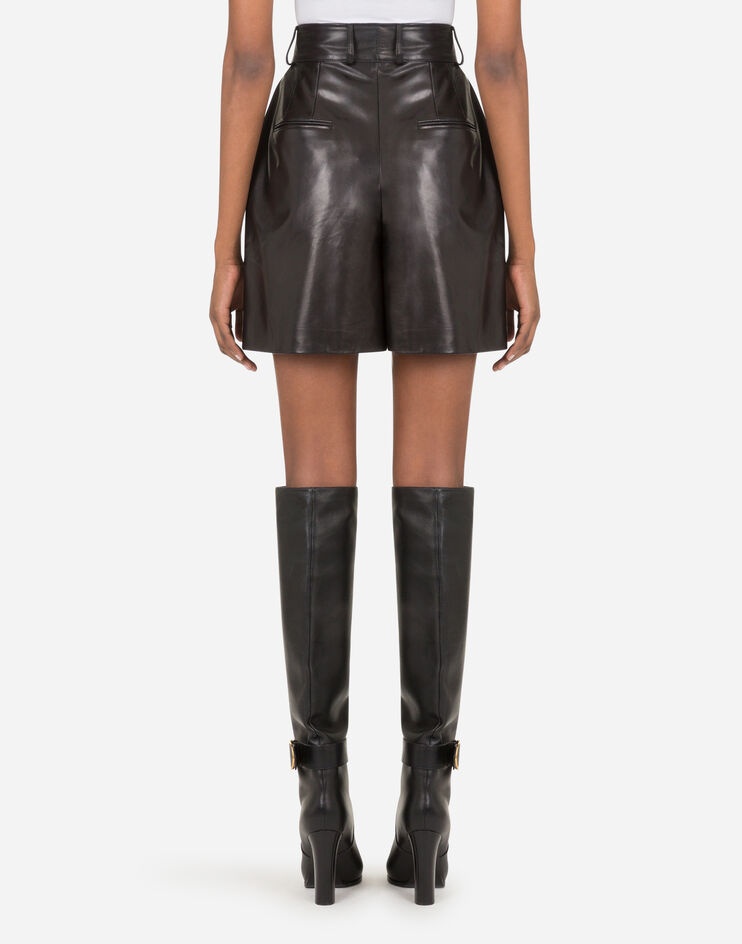 Darted plongé lambskin shorts - 2