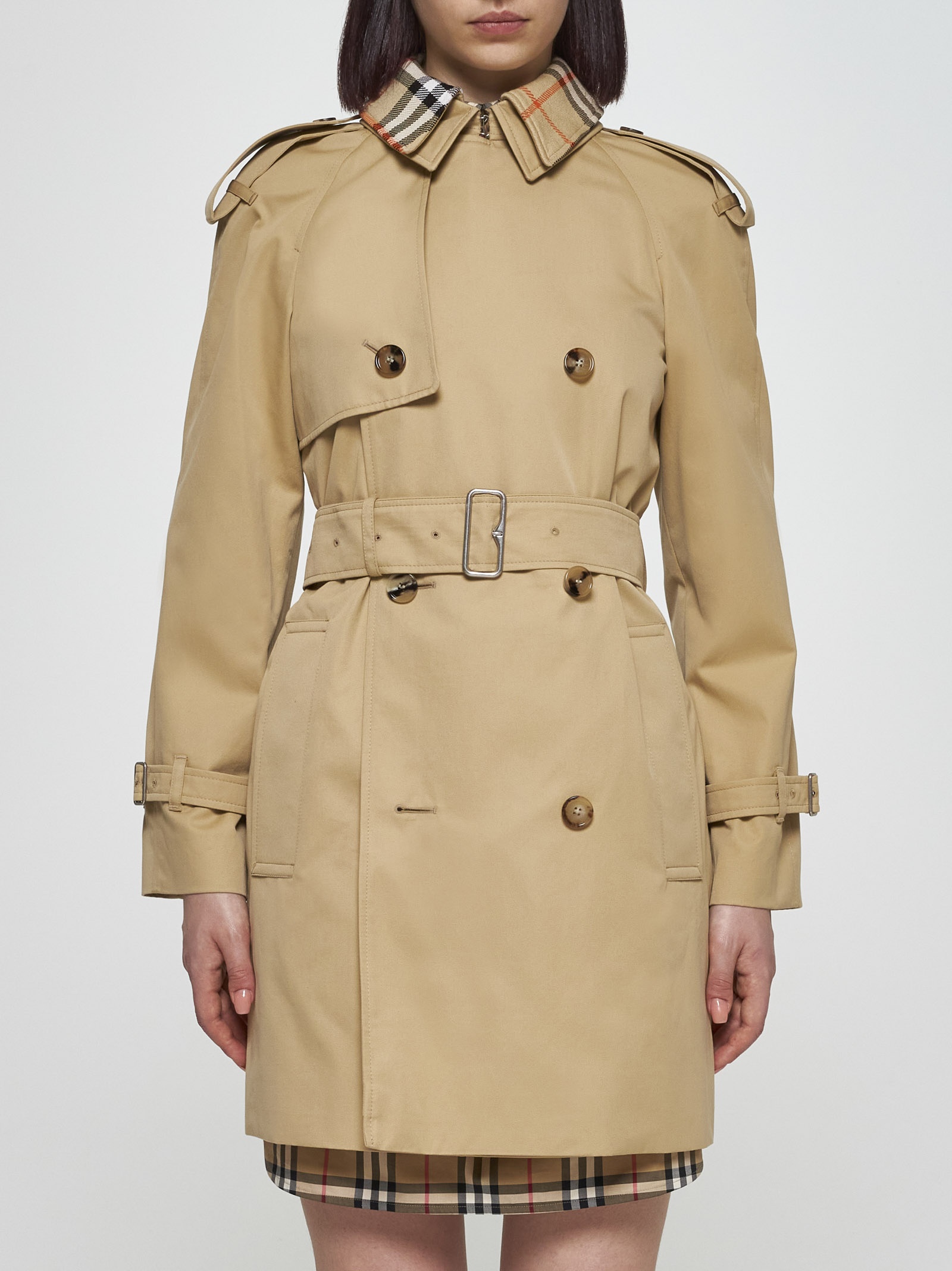 【送料&関税込】Burberry Cotton Double-breasted Short Trench Burberry Cotton double-breasted short trench coat