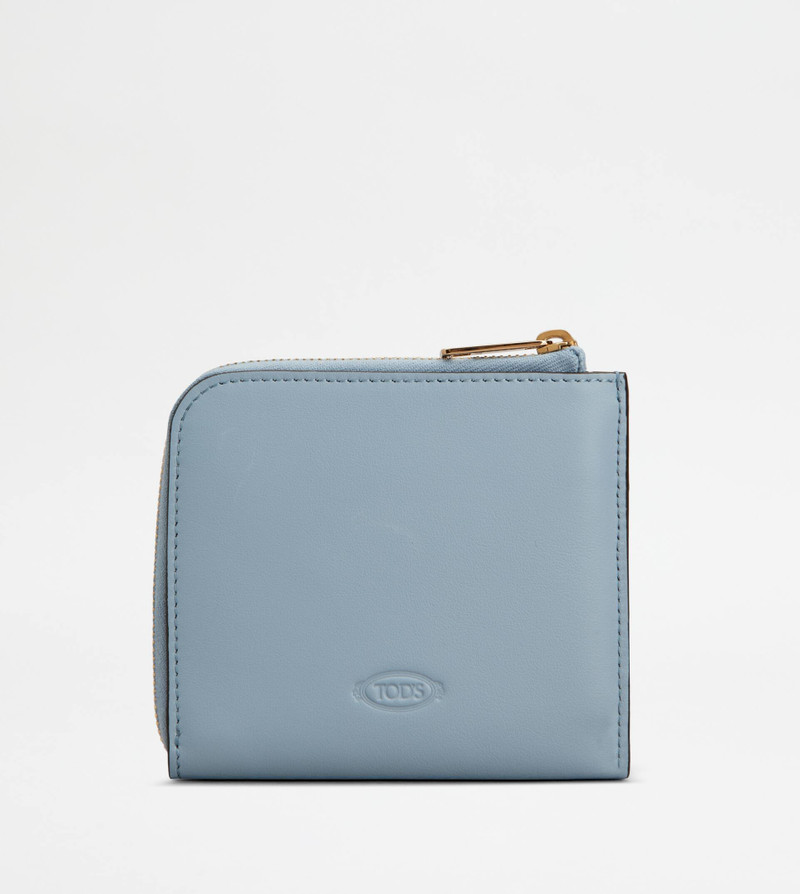 CARD HOLDER IN LEATHER - LIGHT BLUE 2