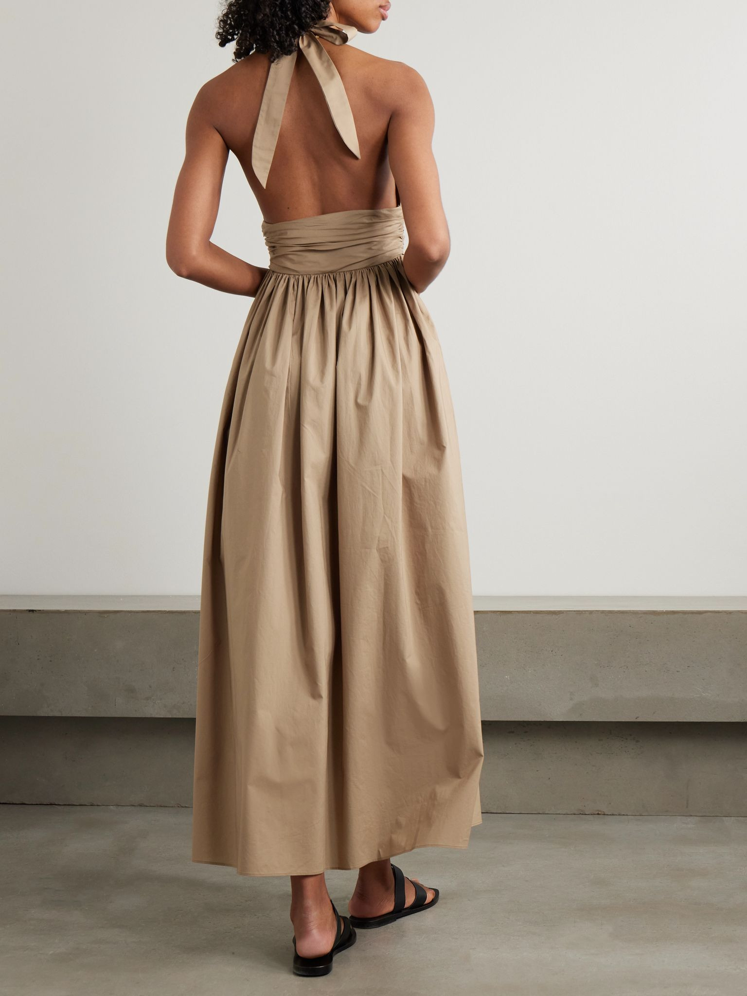 Gathered organic cotton-poplin halterneck maxi dress Beige - 3