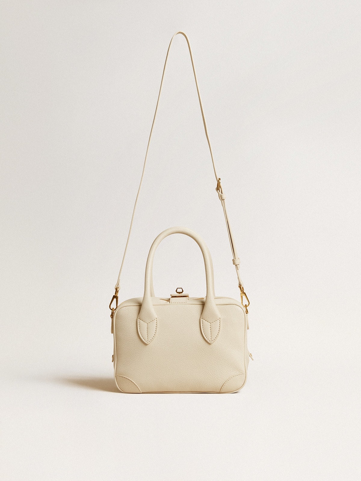 Vita Bag in butter-colored sheepskin leather with gold details - 4