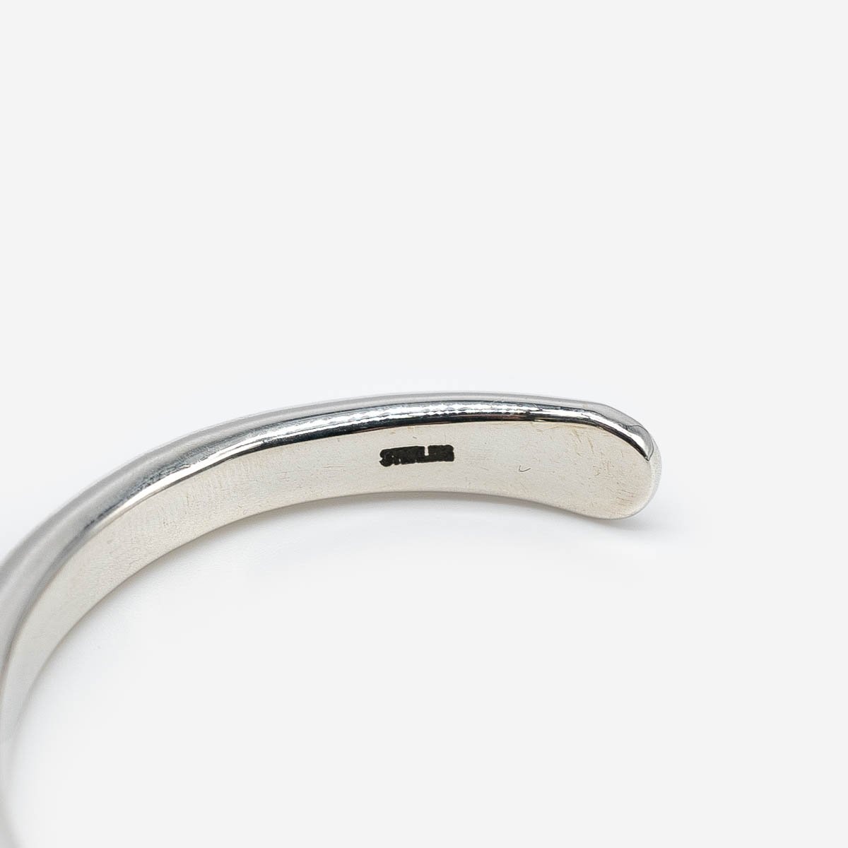 IHSI-30 Iron Heart Hard Strike Bangle - Sterling Silver - 5
