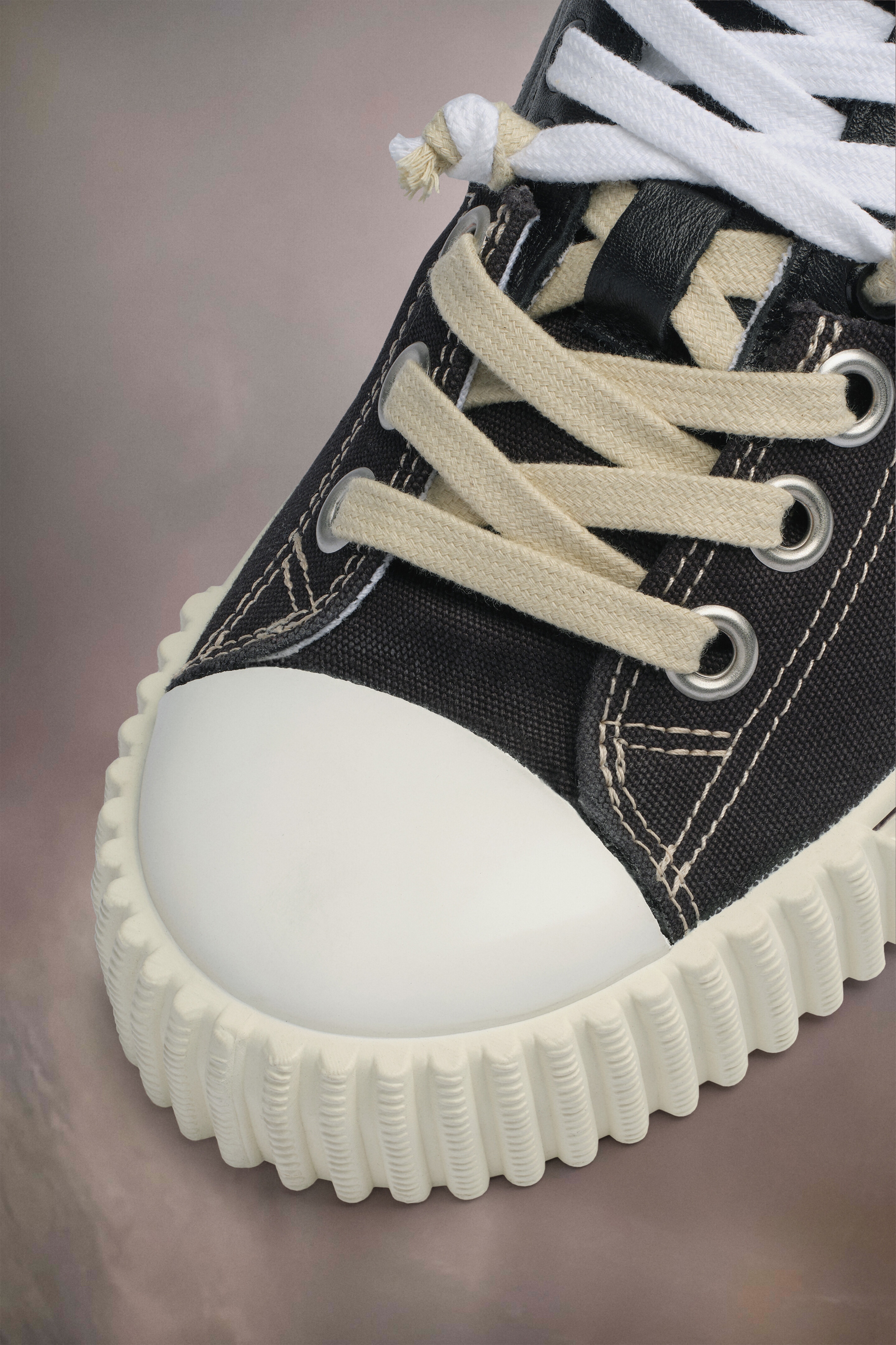 Maison Margiela New Evolution sneakers | REVERSIBLE