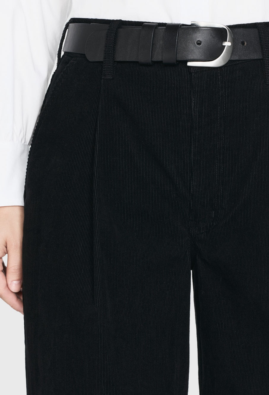 The Corduroy Trouser in Black - 5