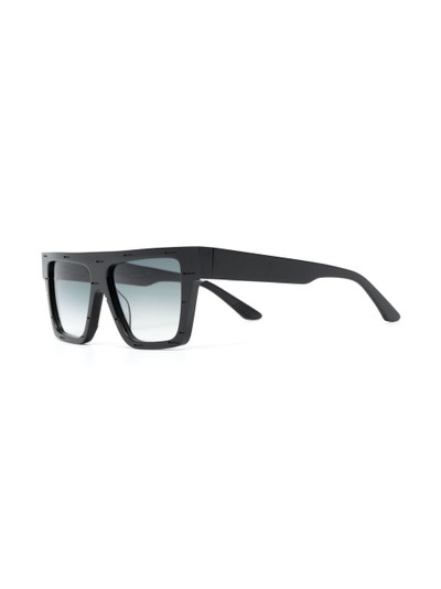 Yohji Yamamoto logo-print oversize-frame sunglasses outlook
