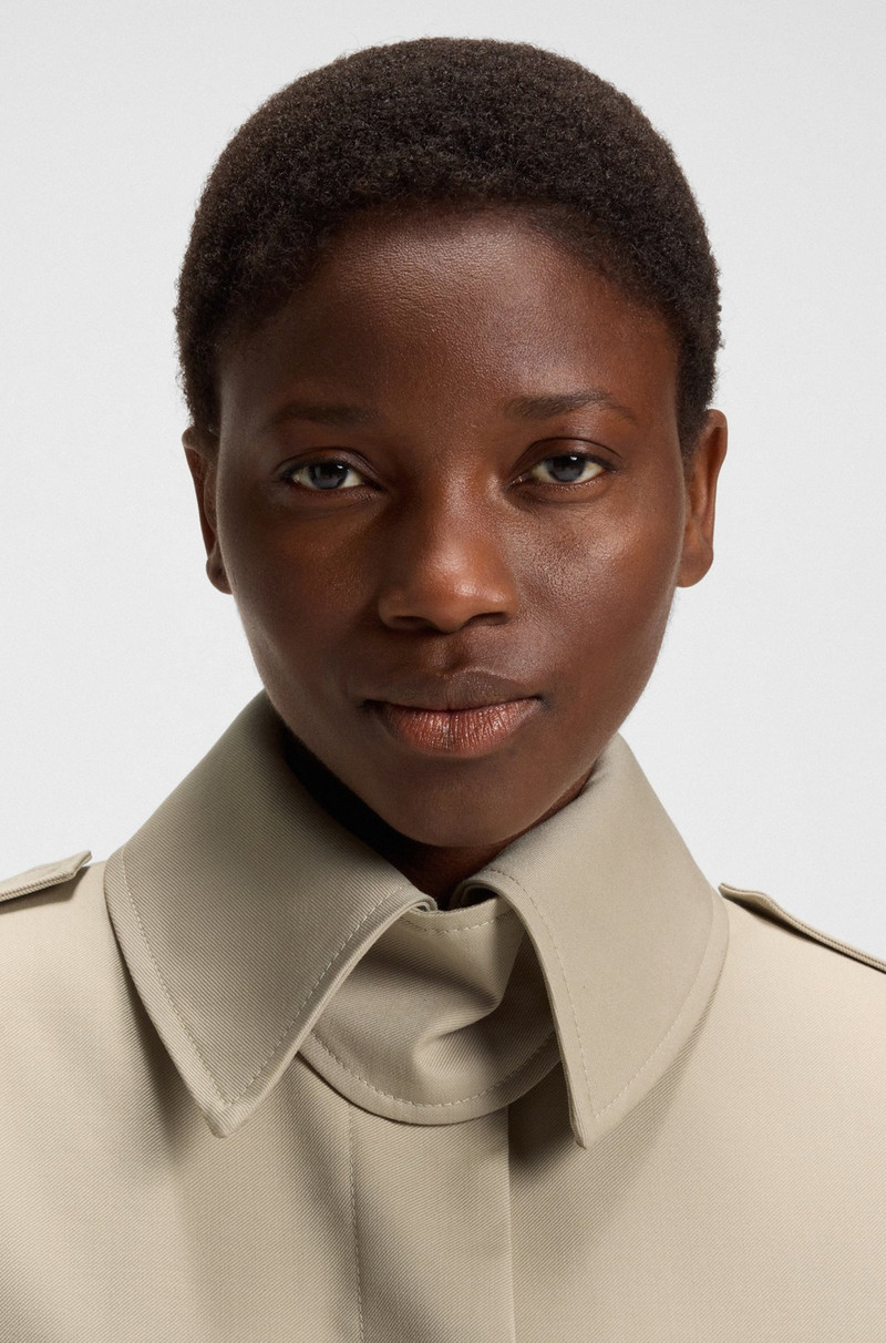 BELTED TRENCH COAT IN WOOL 5