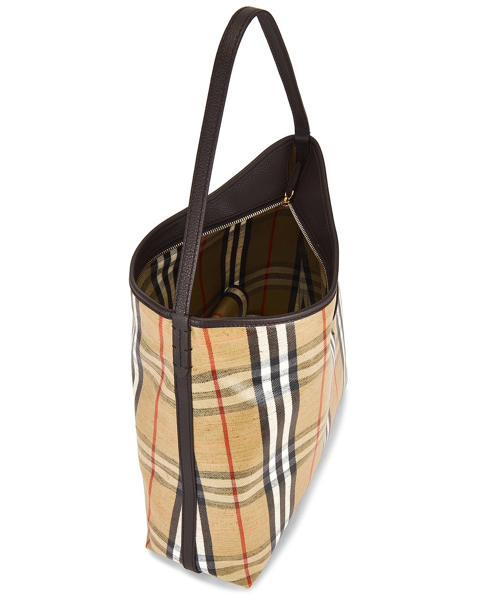 Highlands Shoulder Bag - 4