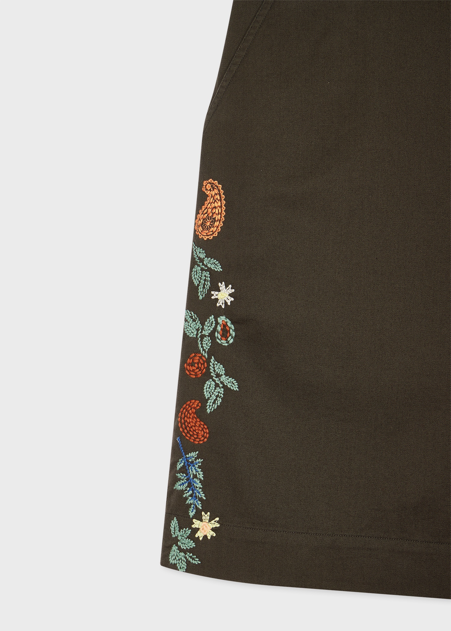 Dark Green Embroidered Paisley Shorts - 2