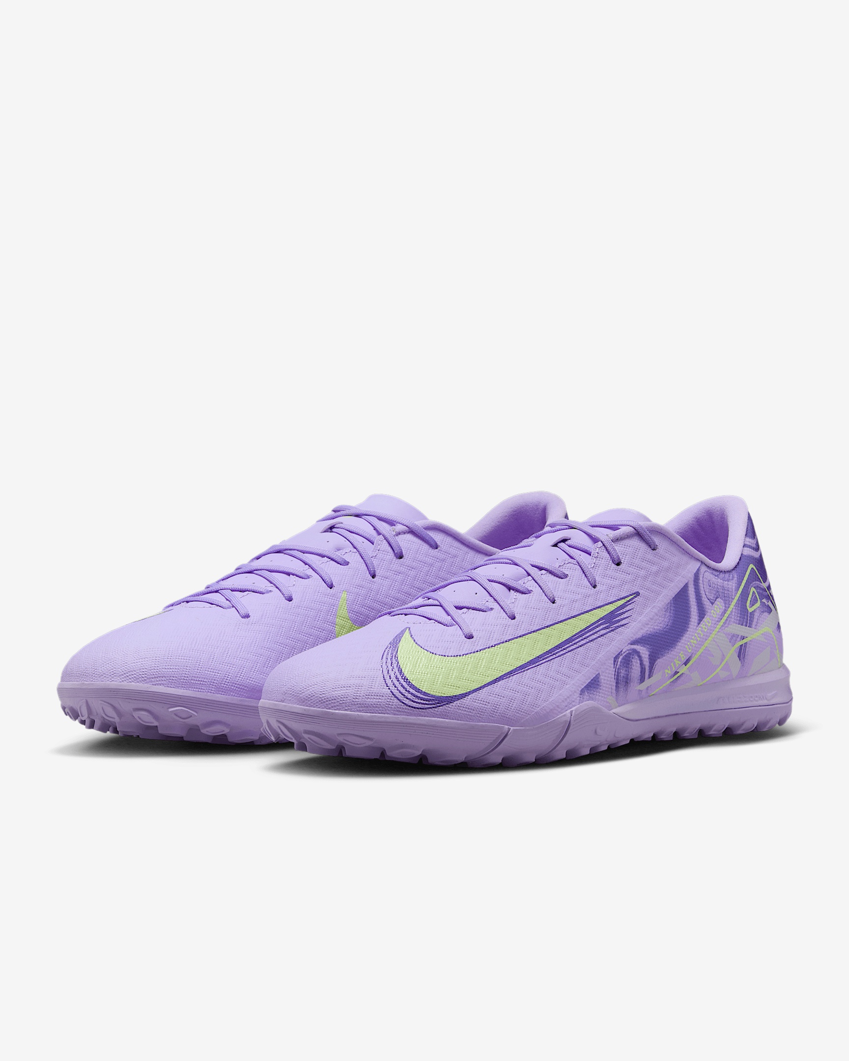 Nike United Mercurial Vapor 16 Academy TF Low-Top Soccer Shoes - 5