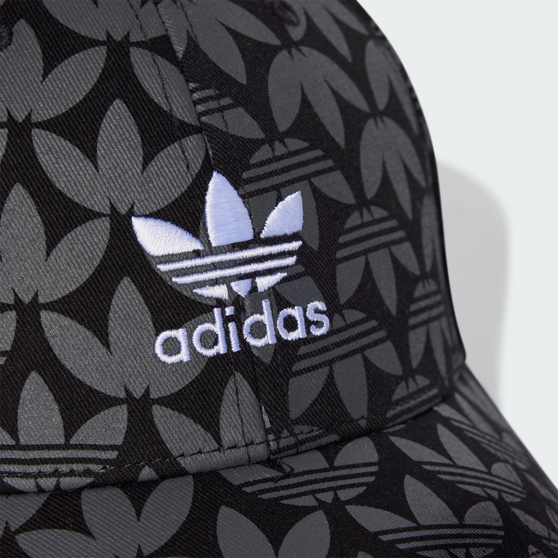 Trefoil Monogram Cap - 2