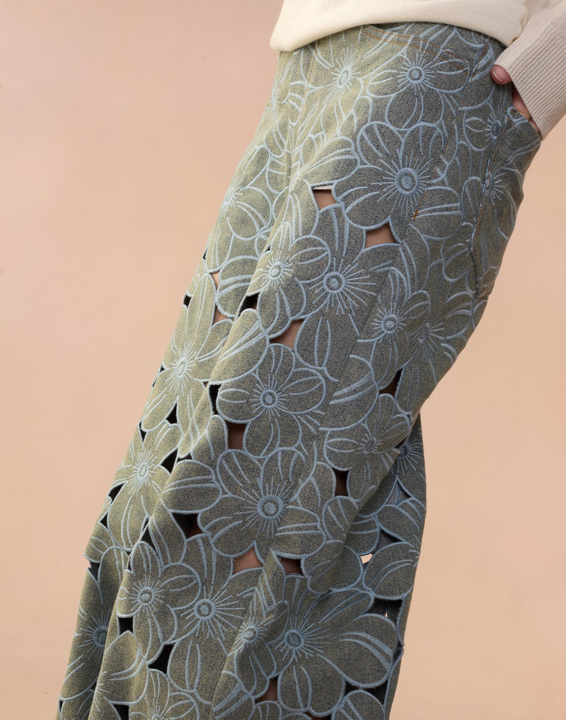 Flora Cutout Jeans 7