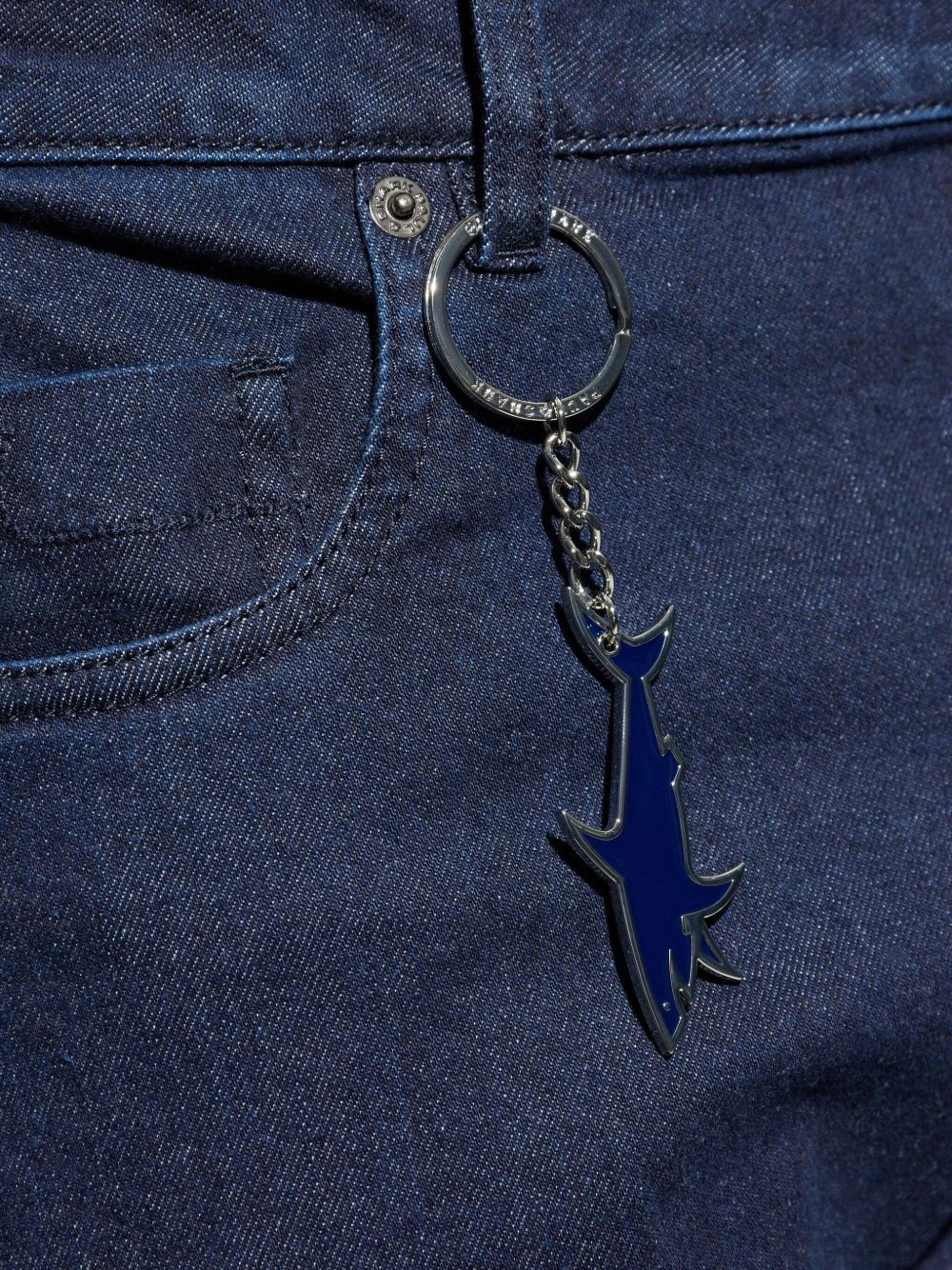 shark-keychain jeans - 4
