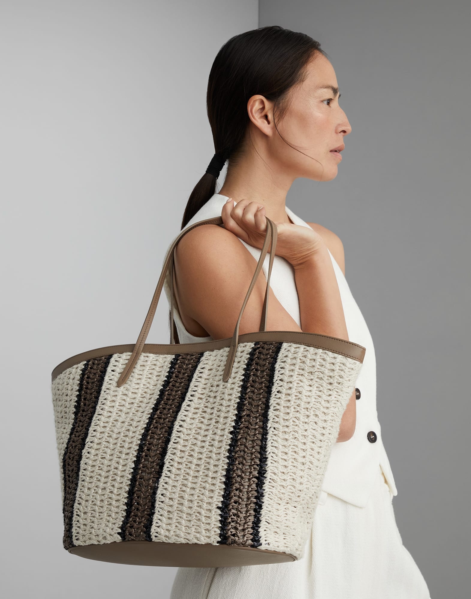 Raffia-effect knit striped shopper bag - 4