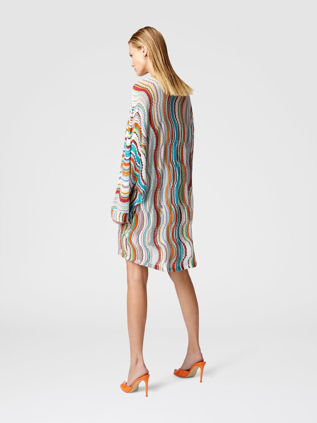 Long-sleeved cover-up kaftan with lamé wave motif - 3