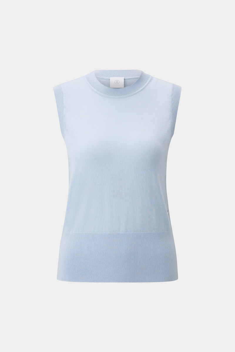 Isola Knitted top in Light blue 1