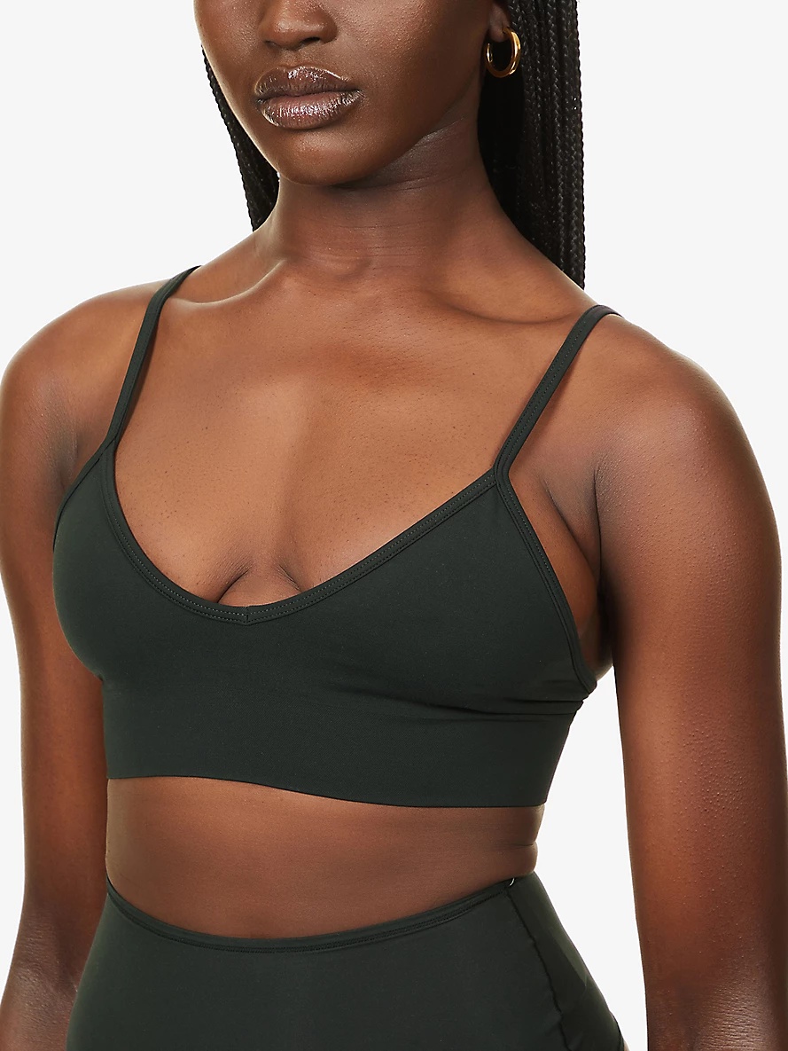 Skims Smoothing Bralette - 5
