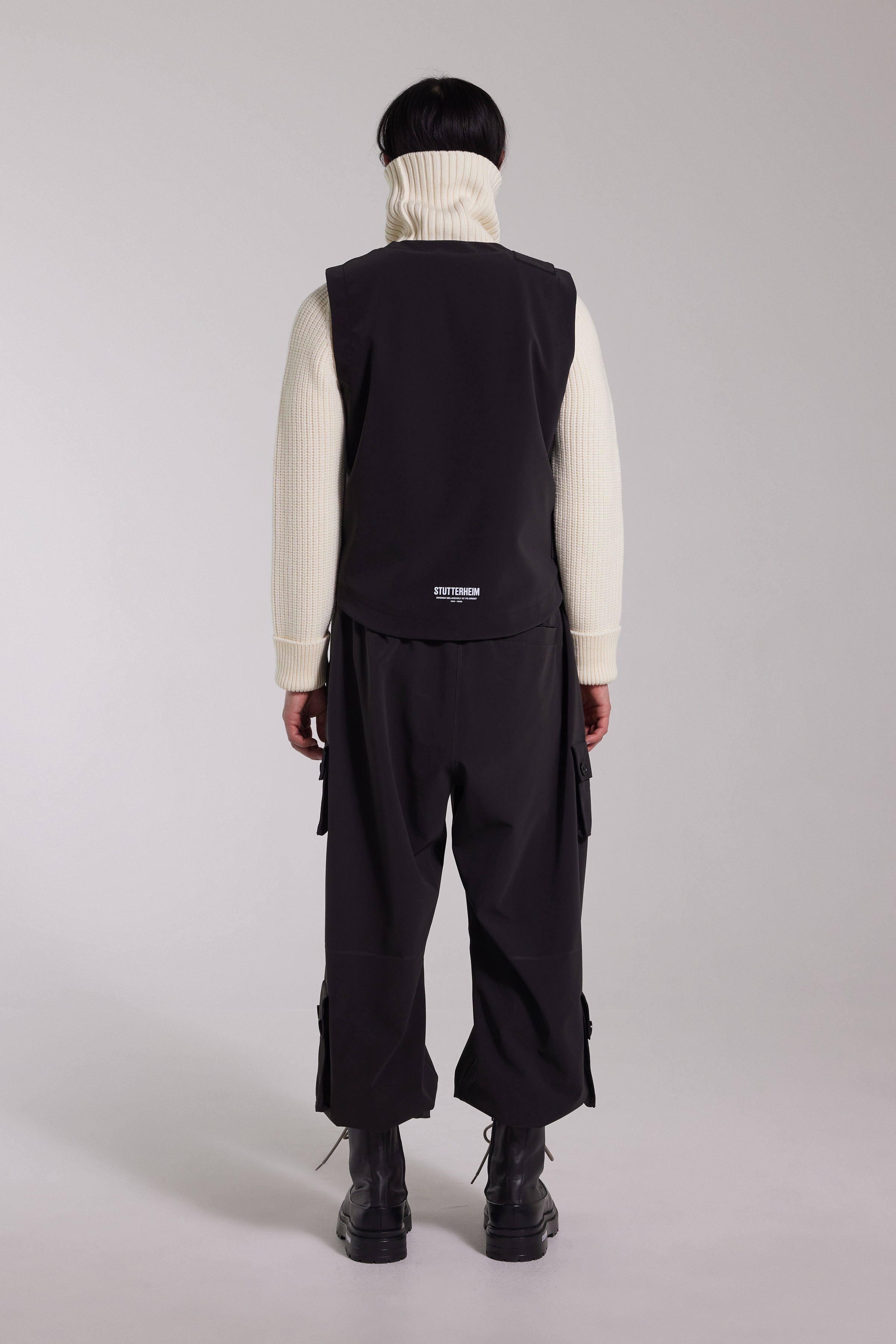 Peace Matte Vest Black - 6